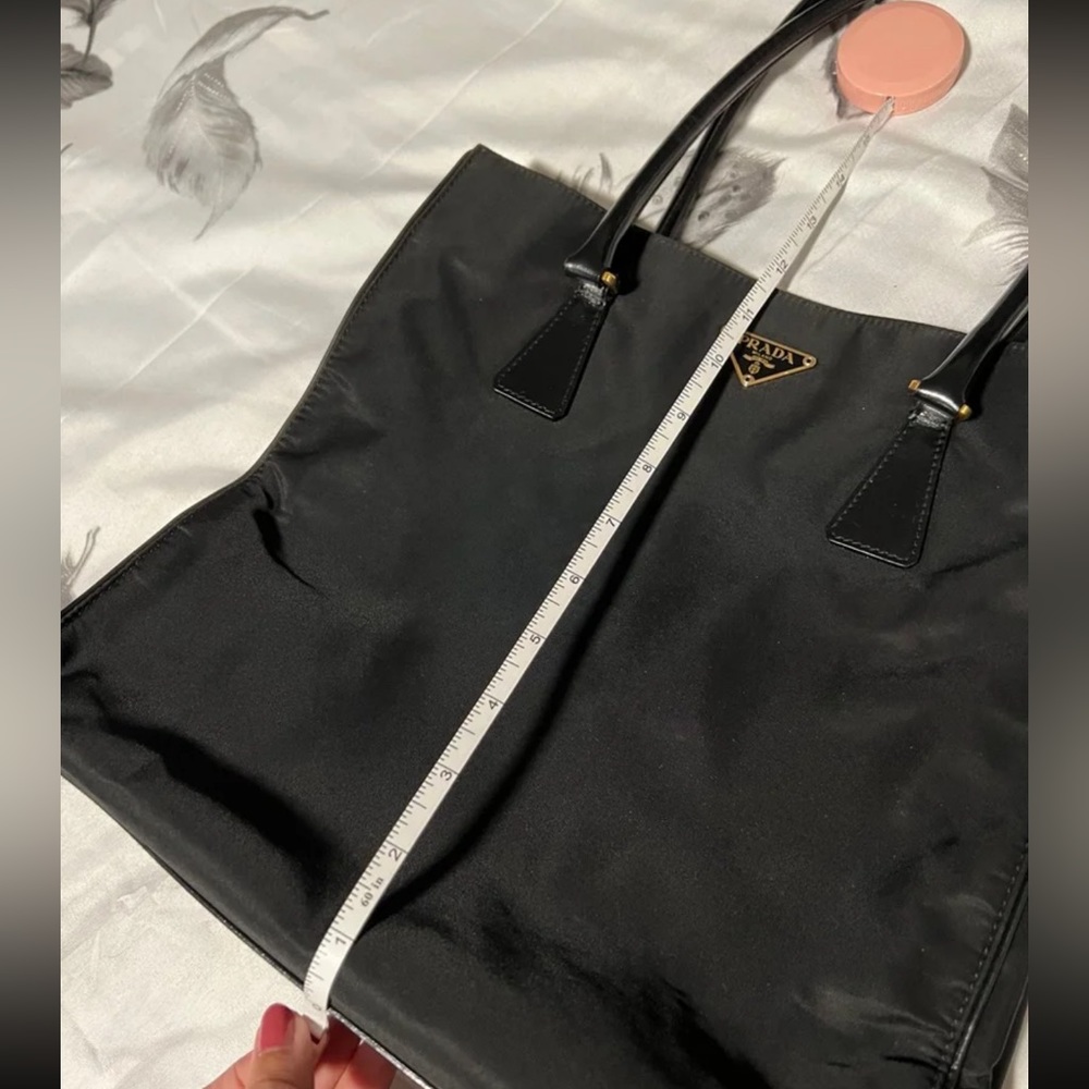 ❤️ AUTH. PRADA Tessuto Nylon Tote Black❤️ - Picture 8 of 12